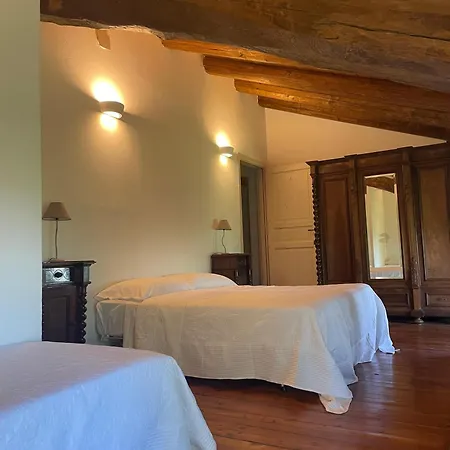 Oda ve Kahvaltı Cascina Il Dovese