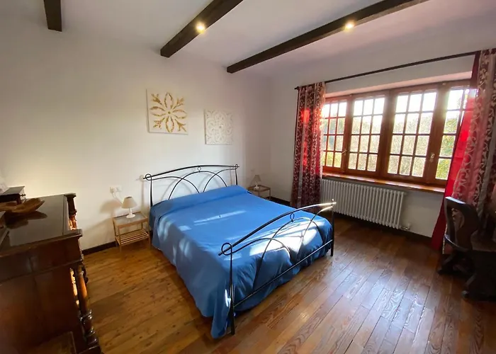 Cascina Il Dovese Bed and breakfast 3*